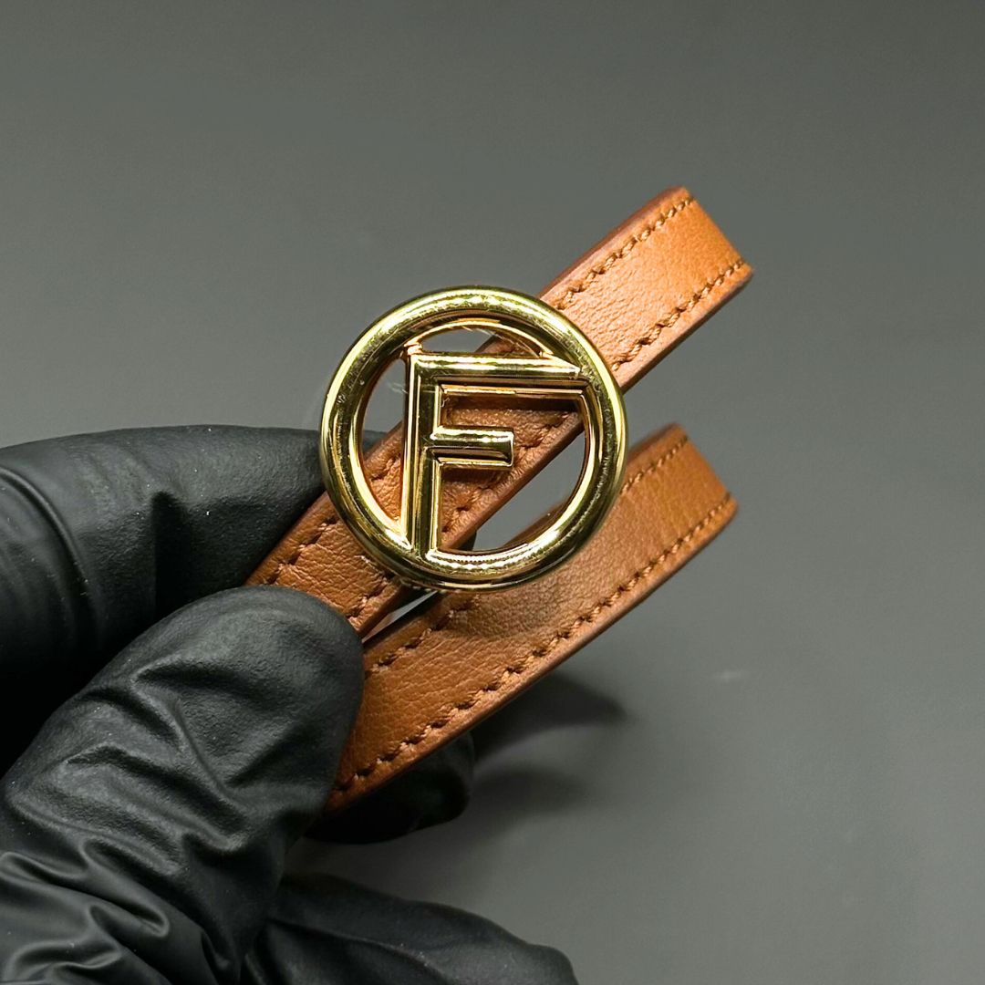 美品】エフイズ ダブルラップ ブレスレット ブラウン - メルカリ