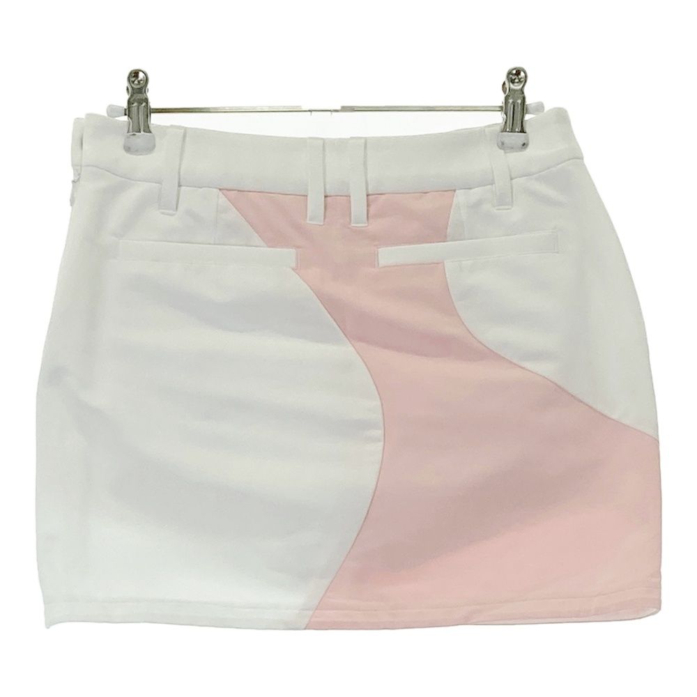 DESCENTE GOLF ホワイト ゴルフスカート サイズSS 新品未使用‼️ サイズ：SS DESCENTE GOLF デサントゴルフ 2023年モデル インナー付