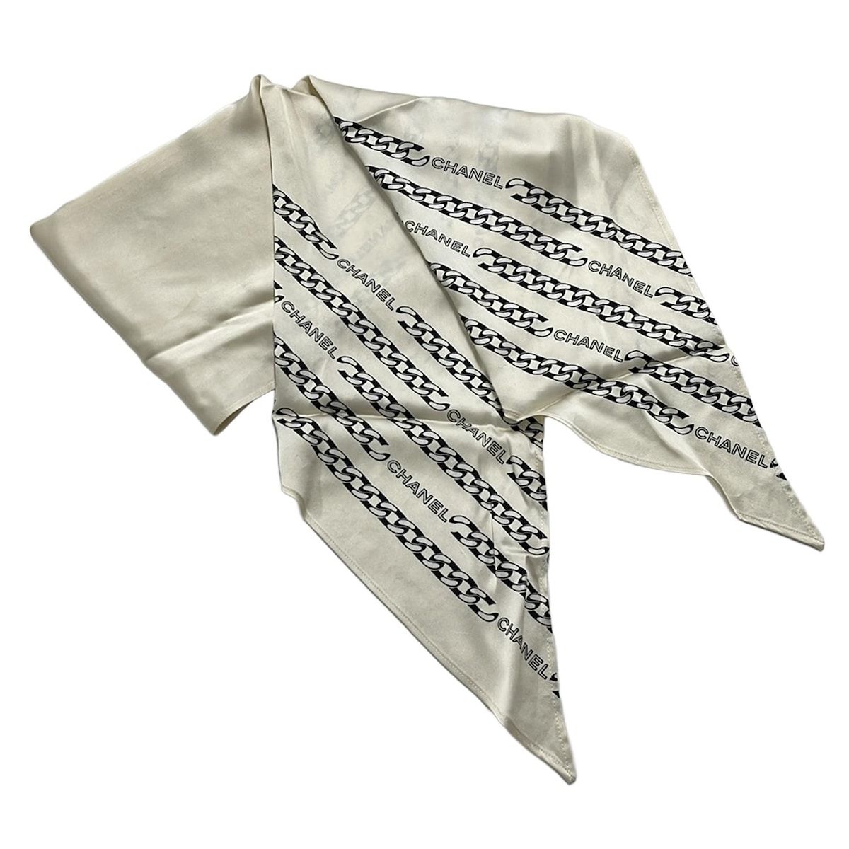 CHANEL(シャネル) スカーフ美品 - アイボリー×黒 チェーン柄 - メルカリ