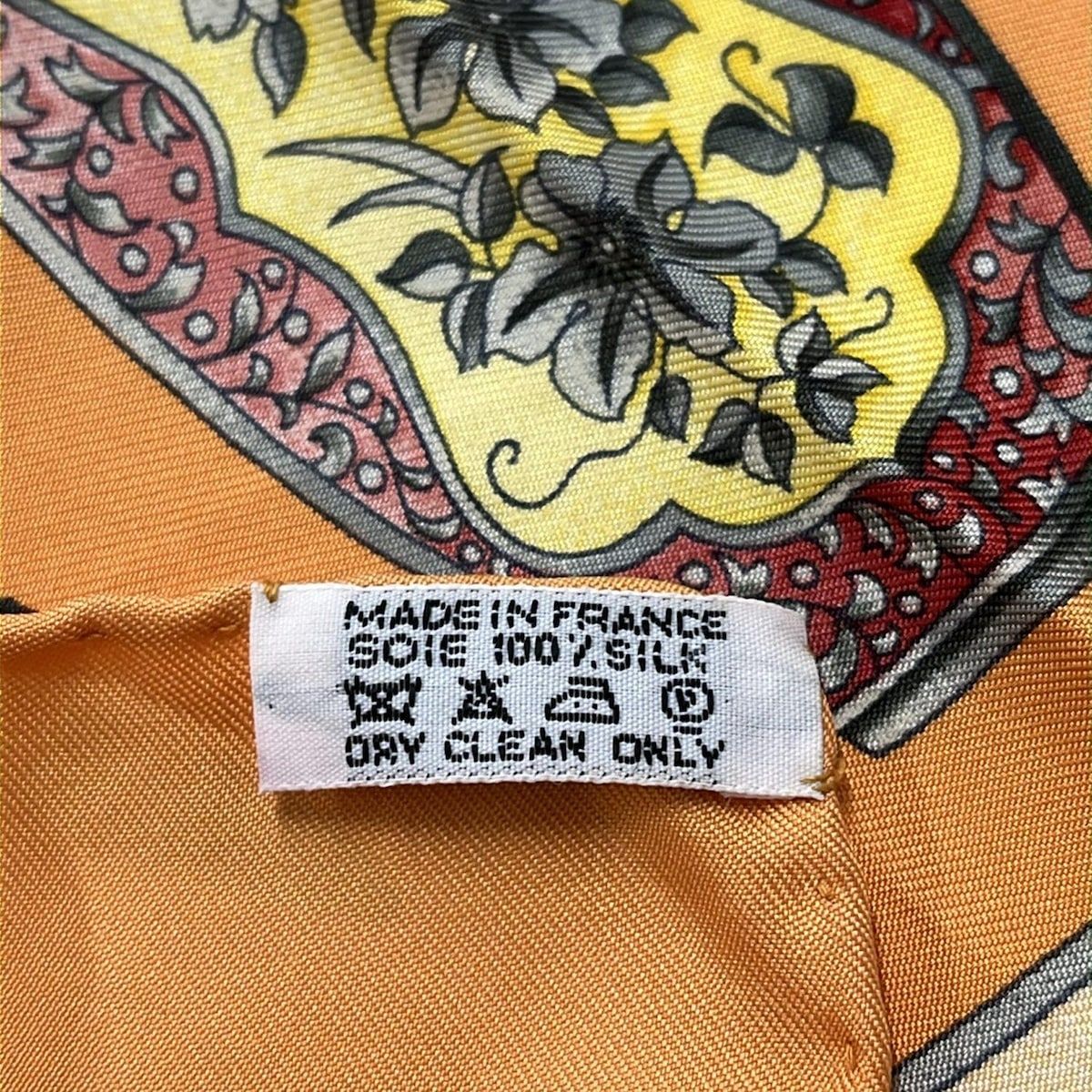 HERMES(エルメス) スカーフ美品 カレ90 オレンジ×グレー×マルチ Qu