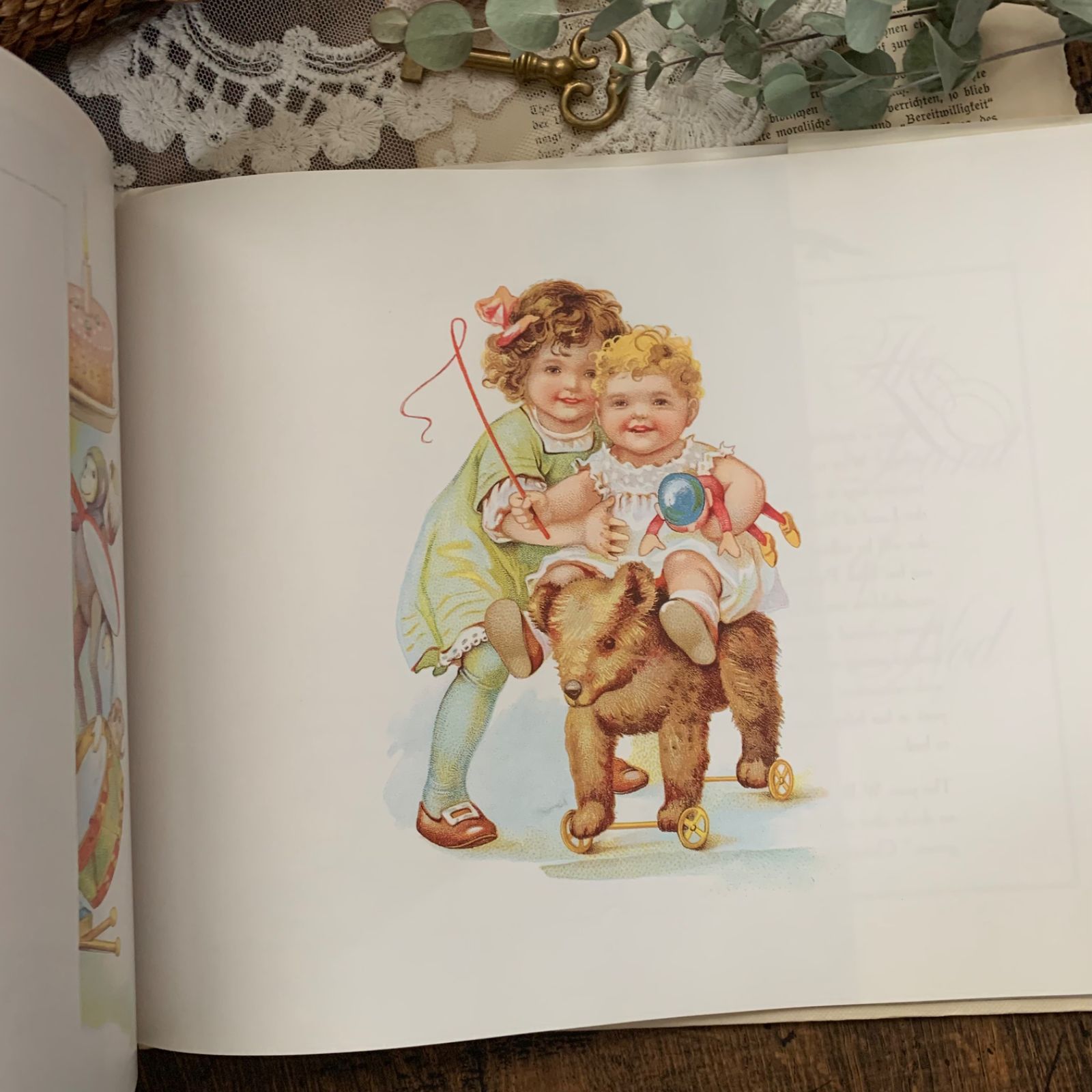 洋書 ヴィクトリアン調 ベビー 挿絵 絵本 古書 レトロ ベビー ジャンク
