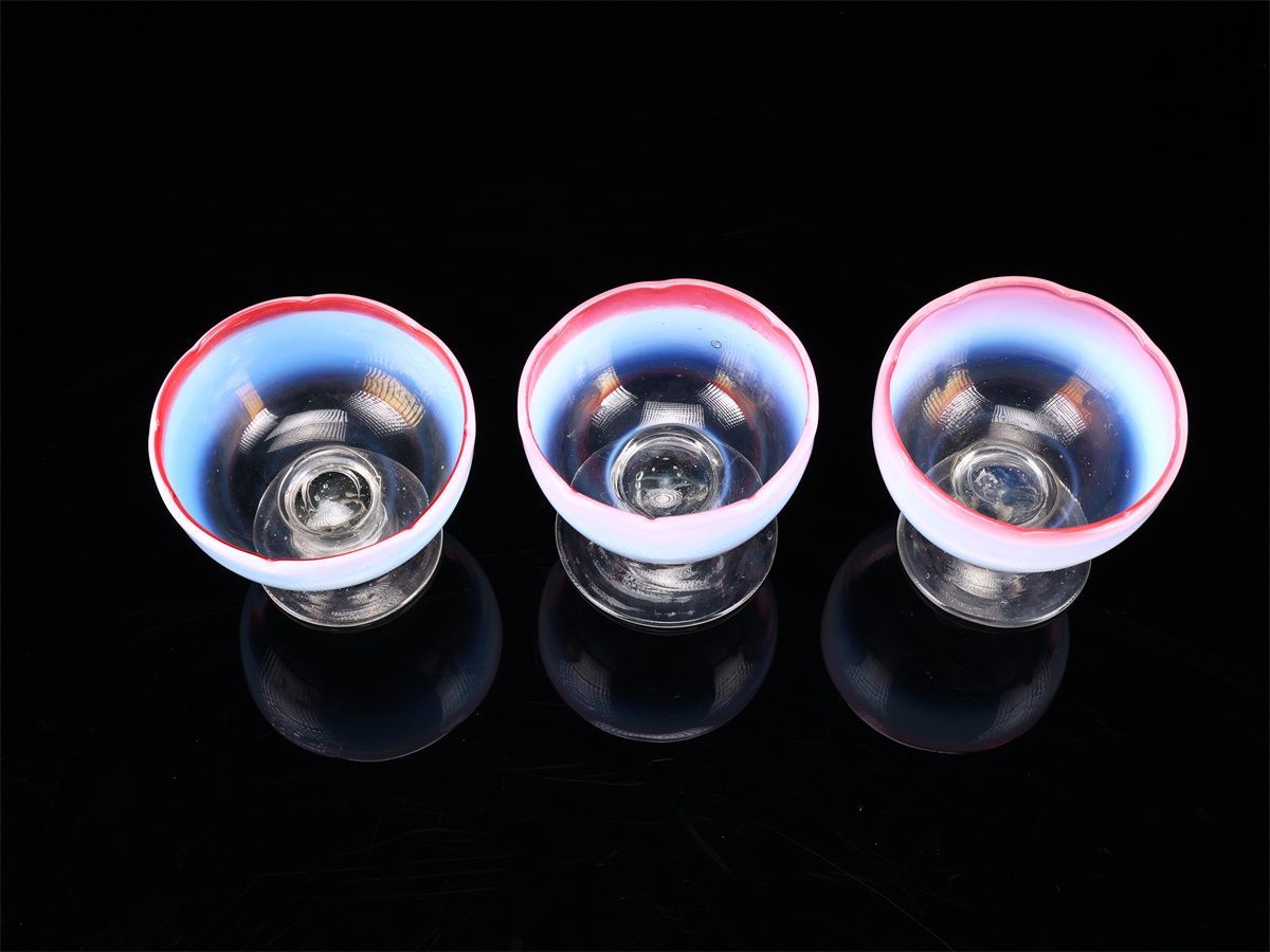 明治大正期 【ウランガラス】 乳白赤縁輪花 氷コップ 3点セット／本物