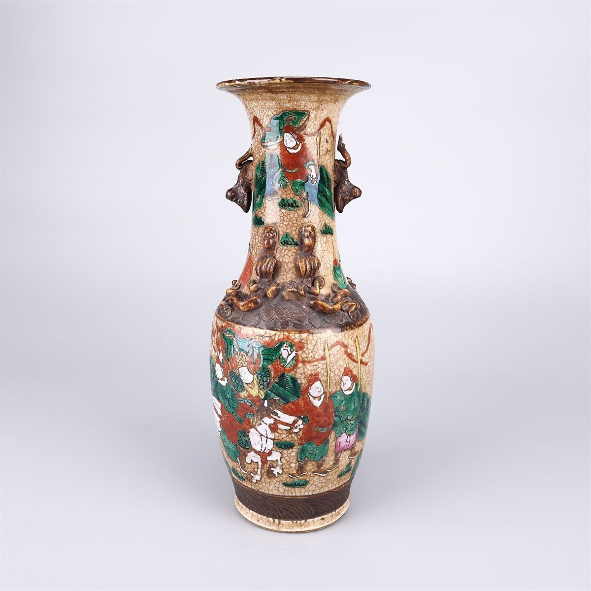 唐物 【清代景徳鎮製】 哥釉鉄絵粉彩人物紋 大花瓶 高30㎝／時代の窯傷