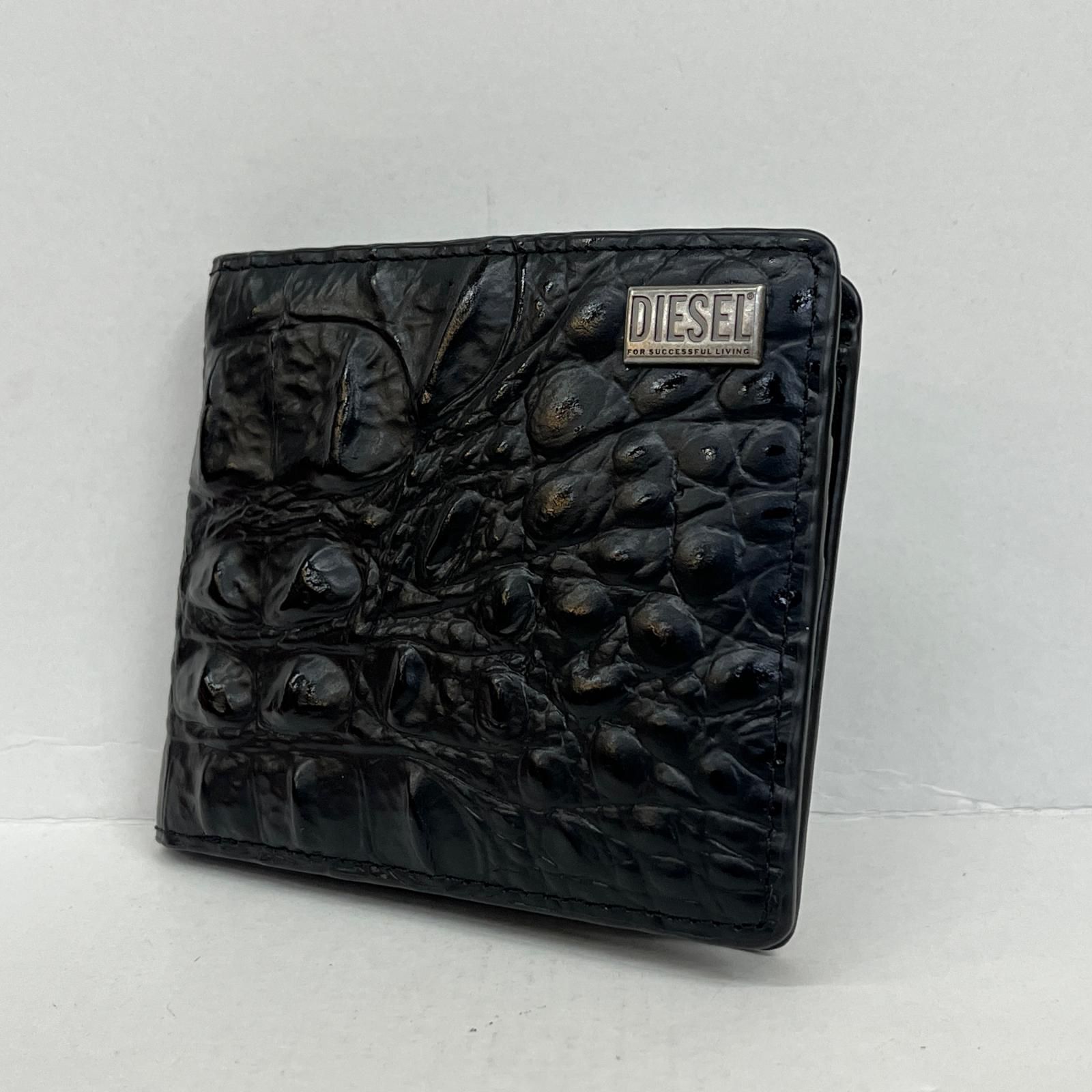 加古川店】 中古 DIESEL | ディーゼル 二つ折り財布 クロコ型押し 