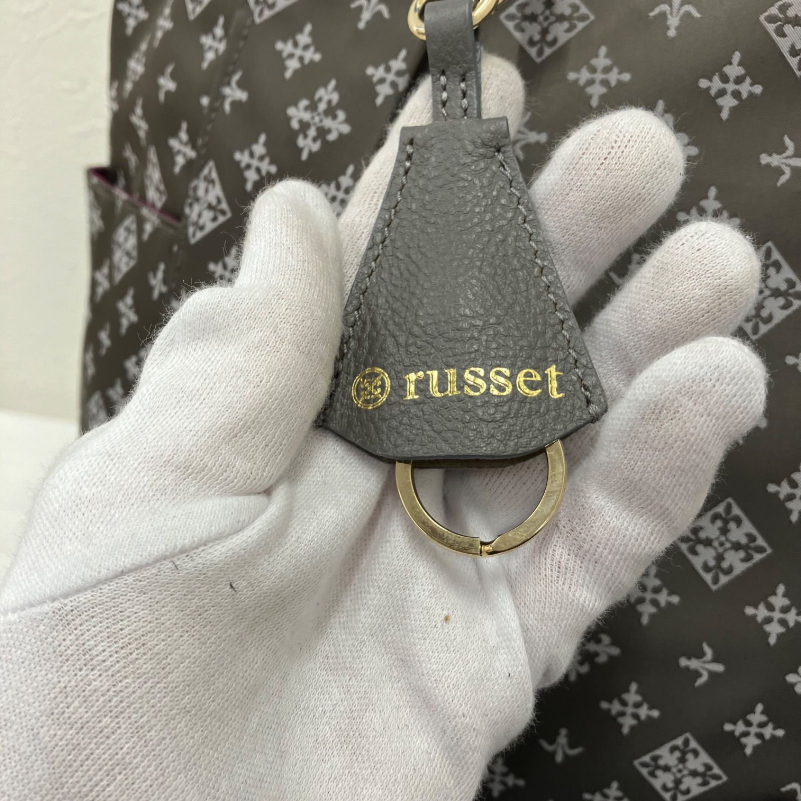 極美品 russet ラシット 2WAY ショルダーバッグチャーム付き ナイロン 8594 russet ラシット 2way ショルダーバッグ トートバッグ