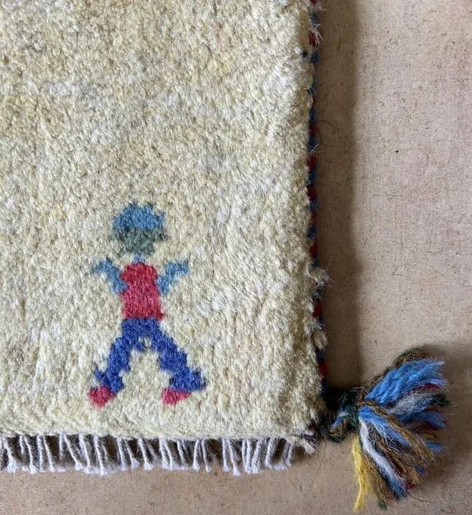 ペルシャ 本物 手織り ギャッベ 座布団 サイズ39×40cm(Lolbaft) ギャッベ座布団 サイズ 40/40cm「椅子に、小さな物語を。」ギャッベ
