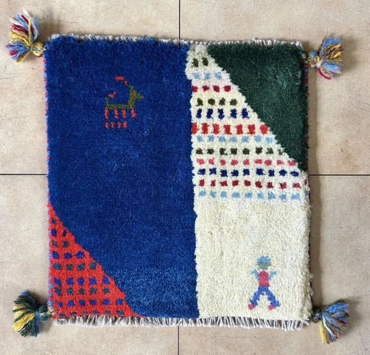 ペルシャ ギャッベ 本物 手織り 座布団 Lolbaft サイズ 37×39cm ギャッベ座布団 サイズ 40/40cm「椅子に、小さな物語を。」ギャッベ