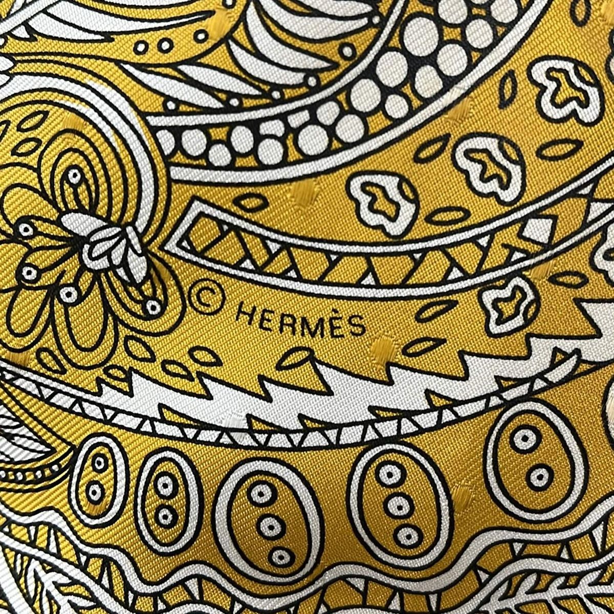 HERMES(エルメス) スカーフ新品同様 カレ55 イエロー×白 マハラニの庭