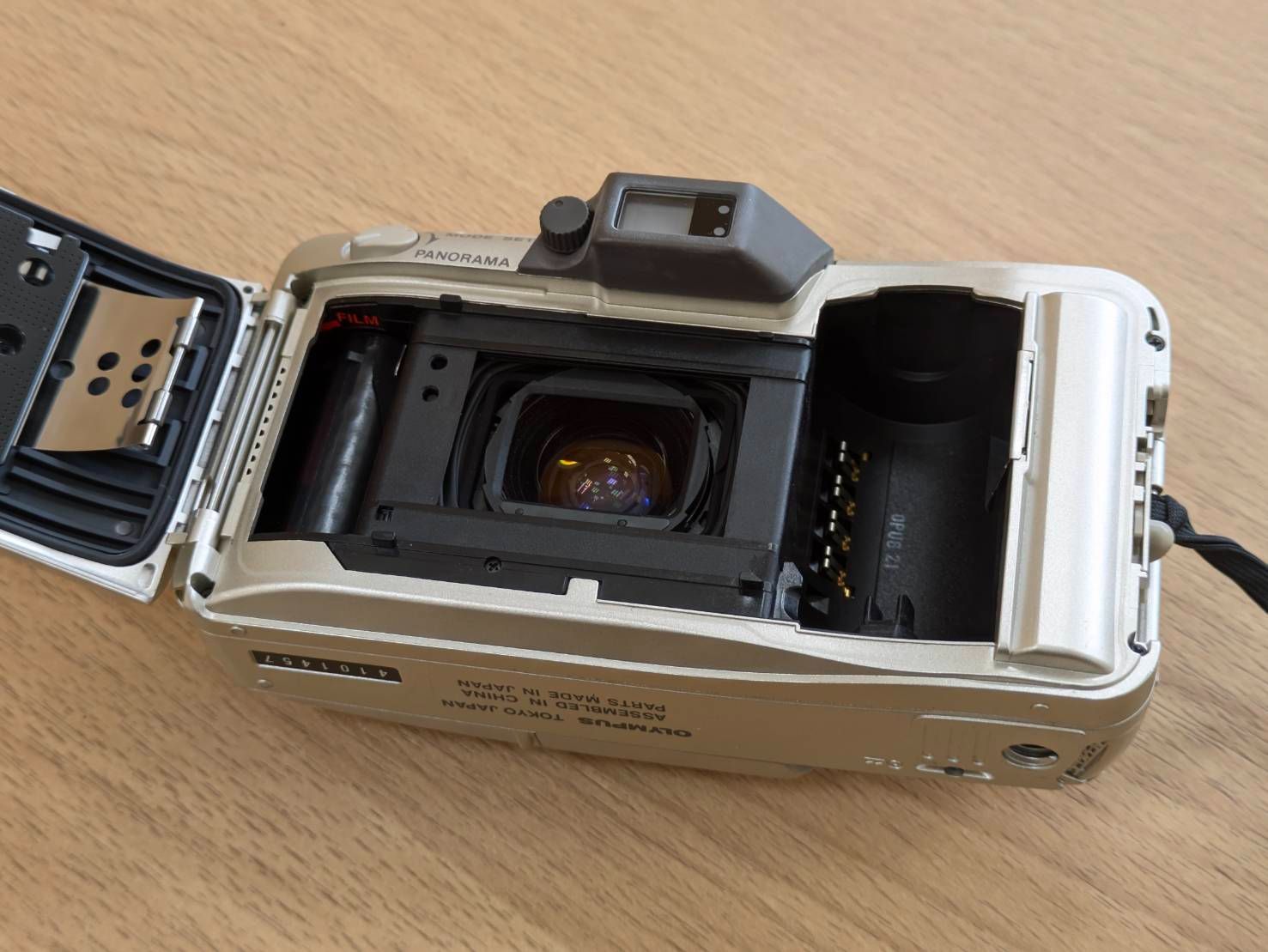 オリンパス フィルムカメラ μ ミュー ZOOM 140 MK0196 オリンパス フィルムカメラ μ ミュー ZOOM 140 MK0196 OLYMPUS μ Mju