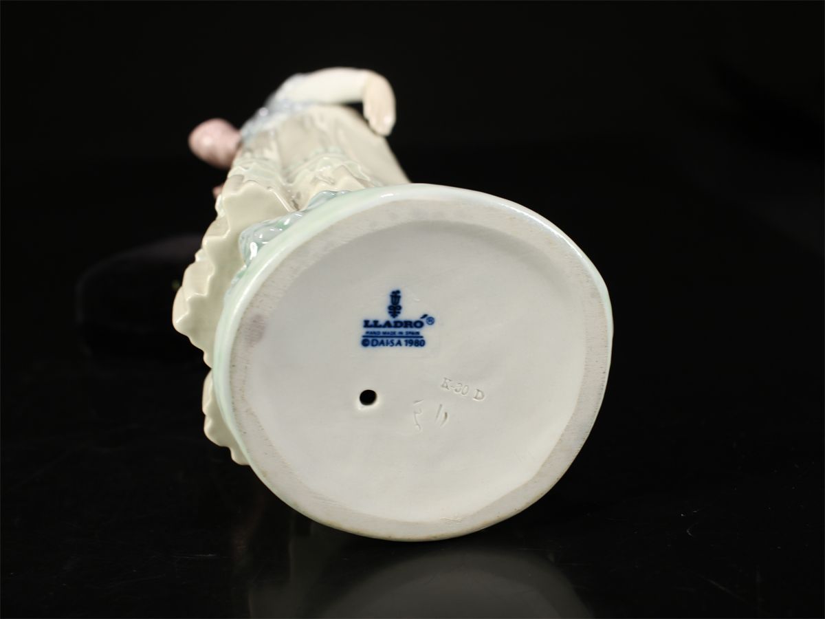 LLADRO 【リヤドロ】 磁器人形 フィギュリン ドレス美少女 置物 高32