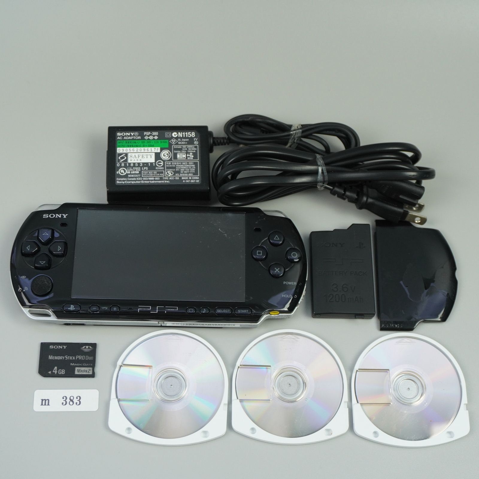 ｍ383 SONY PSP 3000 本体 ブラック ソフト バッテリー 充電器付き