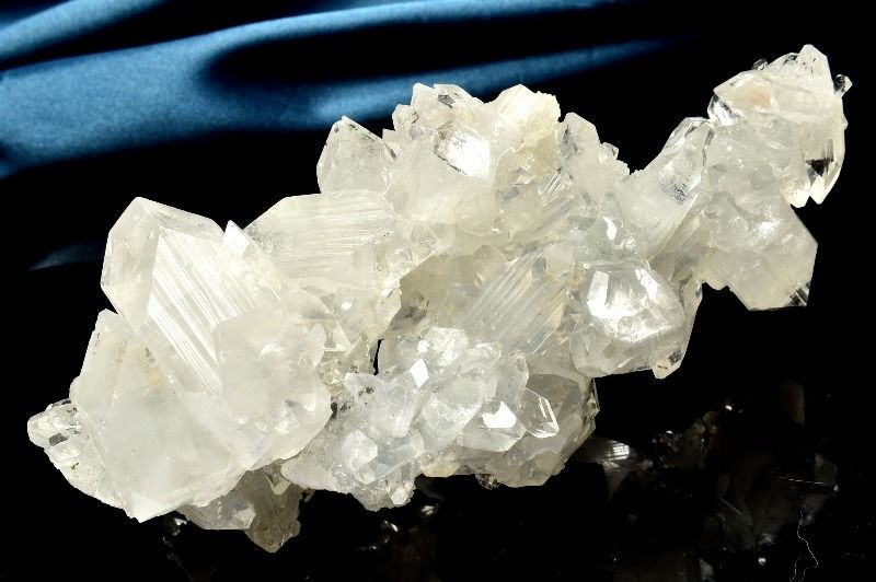 セール超希少アポフィライト原石天然石パワーストーンクラスター 1点物】インド産◇高品質 アポフィライト 53x55x122mm クラスター