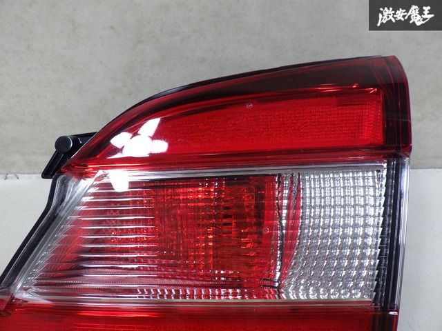 レンズ綺麗！！】スバル純正 VM4 VMG レヴォーグ 前期 テールライト