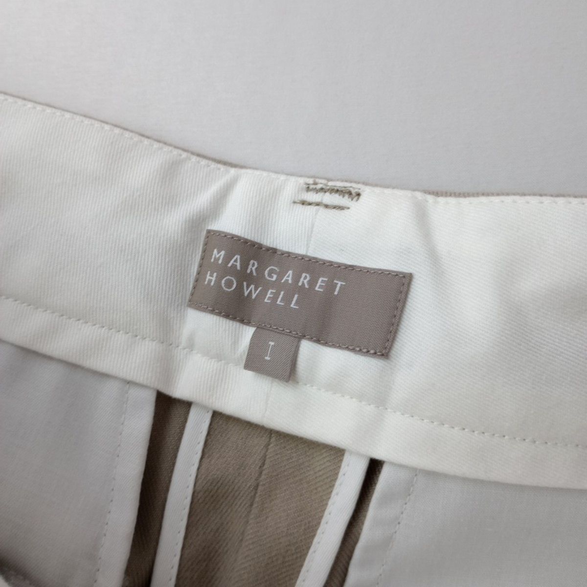 マーガレットハウエル ウールコットントラウザーズパンツ 17AW ベージュ トラウザーズ / 31 / BEIGE(ベージュ) ｜ マーガレット・ハウエル 公式