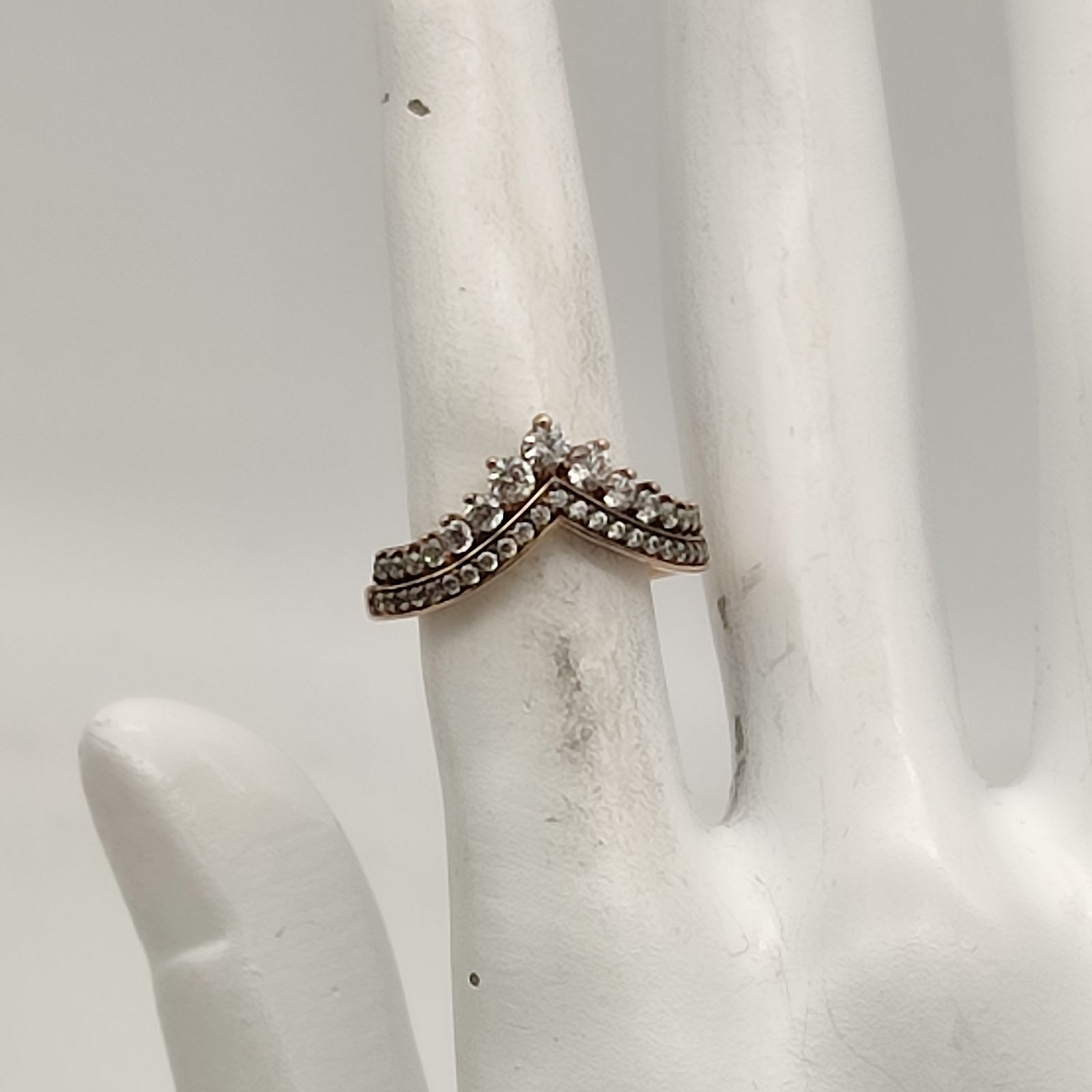 美品】PANDORA パンドラ プリンセスウィッシュボーンリング B1 48 8号 美品】PANDORA パンドラ プリンセスウィッシュボーンリング B1 48 8号