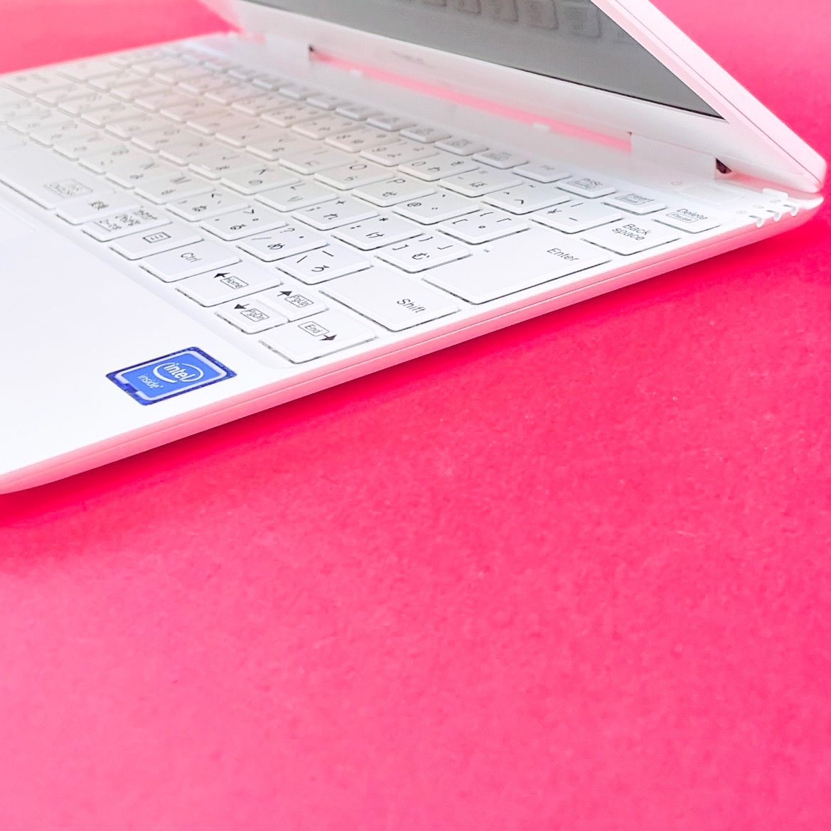 NEC 小型軽量✨️薄型ノートパソコン✨SSD128GB 12.5型 軽量908g WEB