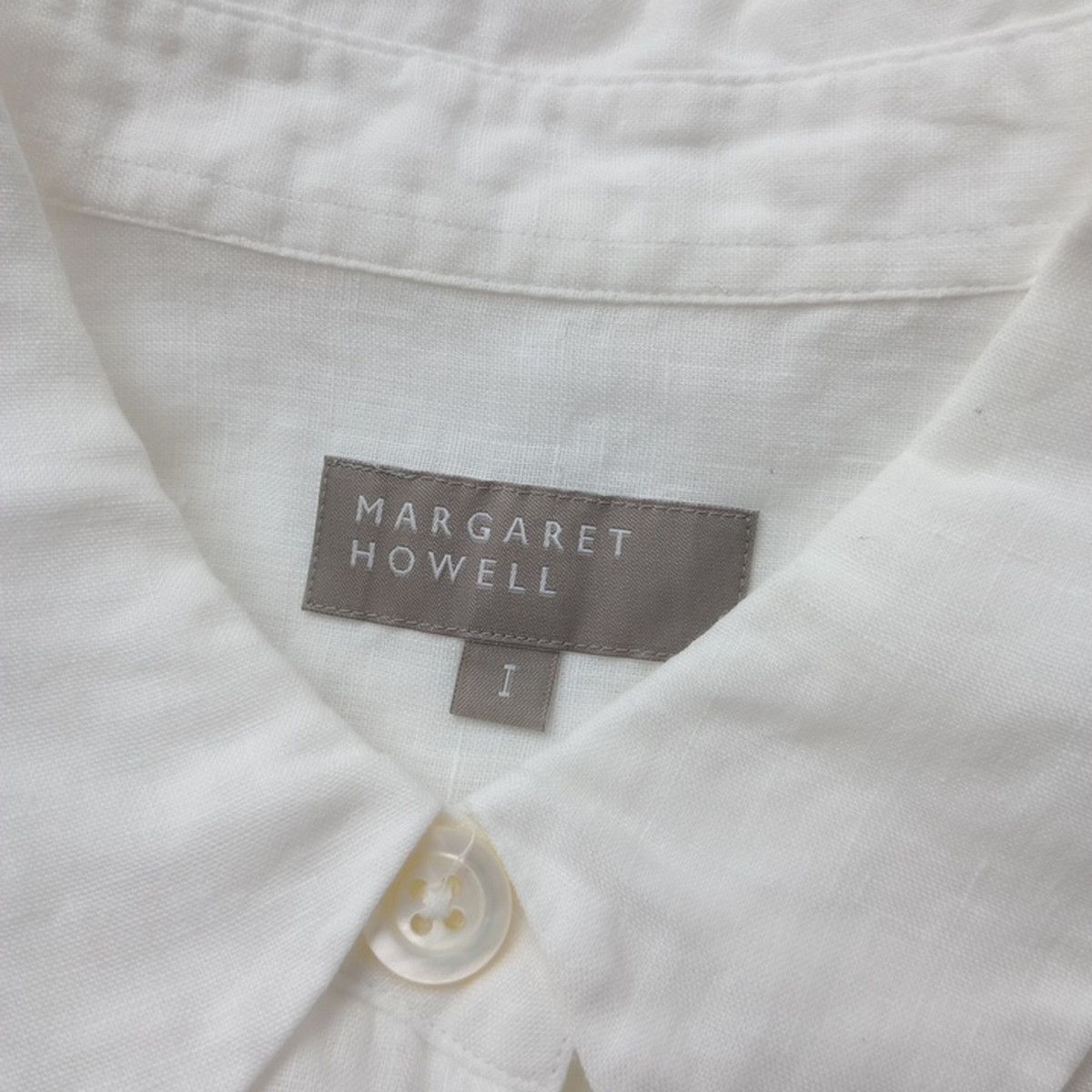 マーガレットハウエル　リネン　ヘチマ襟　ブラウス　Ⅱ ホワイト MARGARET HOWELL（マーガレットハウエル）の「LINEN VOILE（シャツ