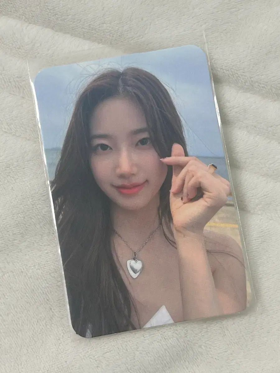 LE SSERAFIM（ルセラフィム・ルセラ） カズハ(KAZUHA・中村 一葉