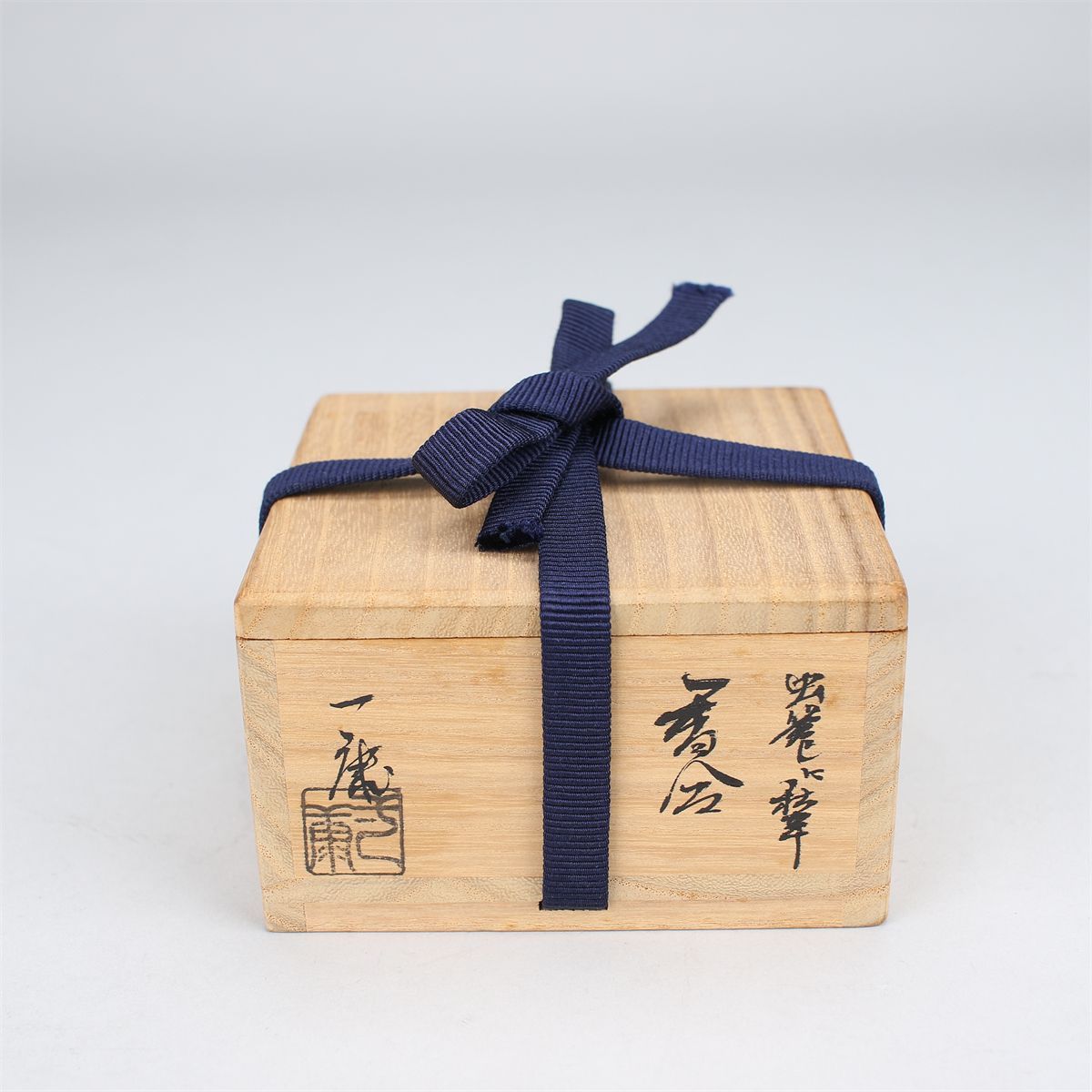 田中一康】 漆芸虫籠に秋草文 蒔絵 香合／共箱付 美品S！SA659 - メルカリ