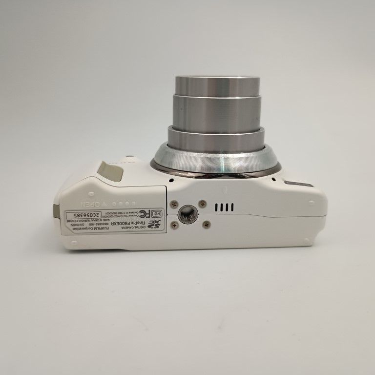 FUJIFILM FINEPIX F800EXR White コンパクトデジタルカメラ - メルカリ
