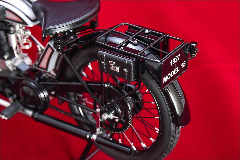 モデルファクトリーヒロ Model Factory Hiro 1/9 ノートン Model18
