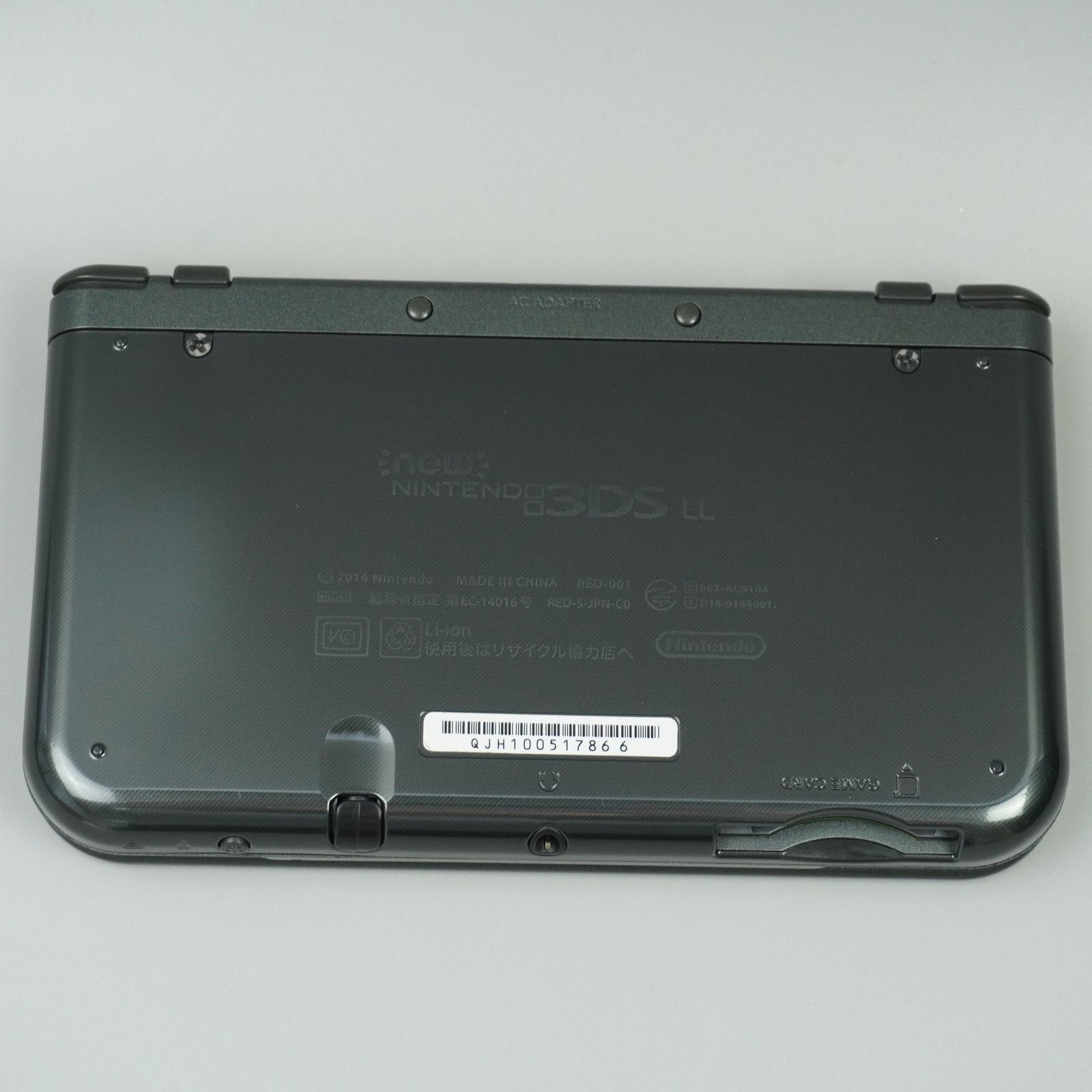 メタリック ブラック