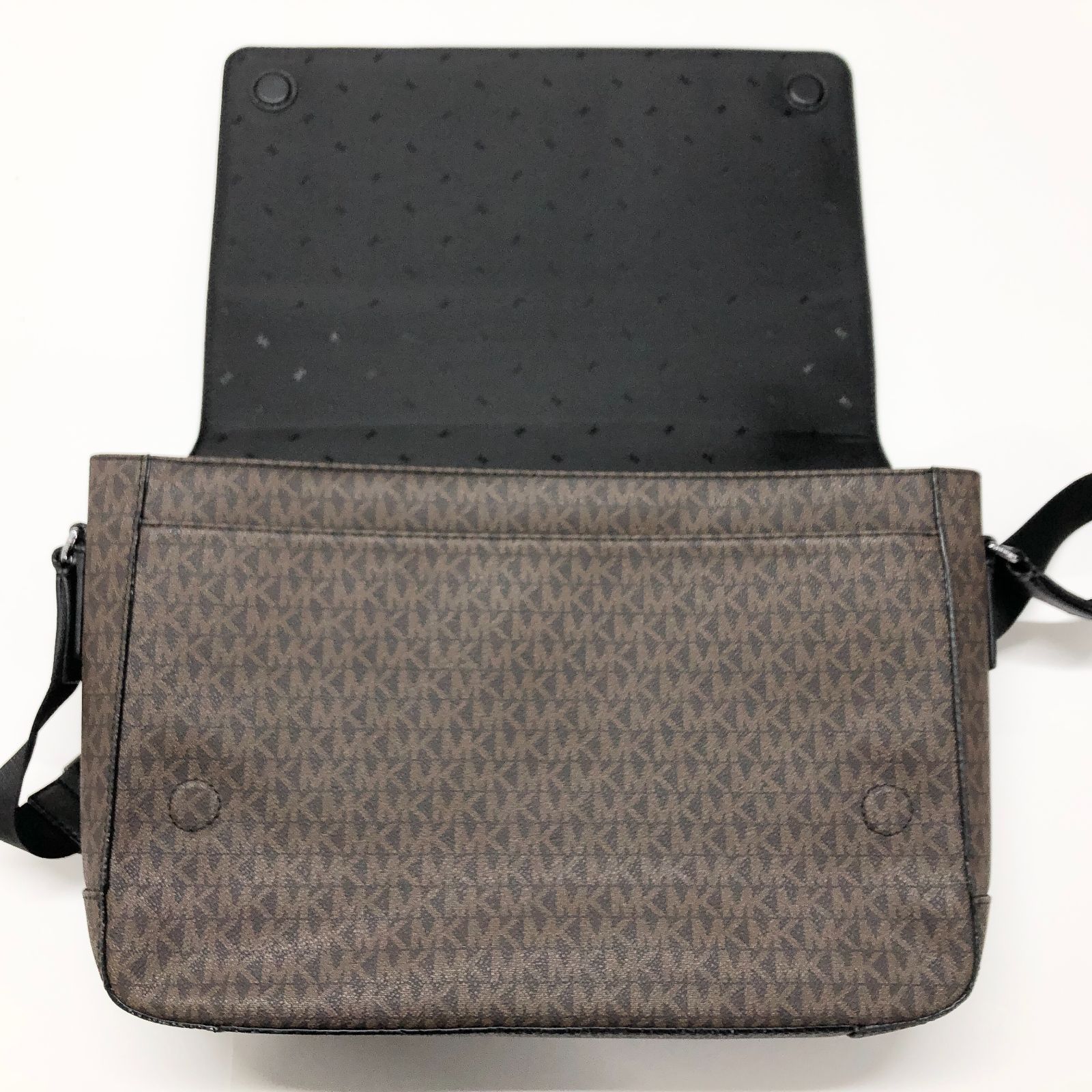 新品未使用 MICHAEL KORS (マイケルコース) ハリソンロゴ ショルダー 