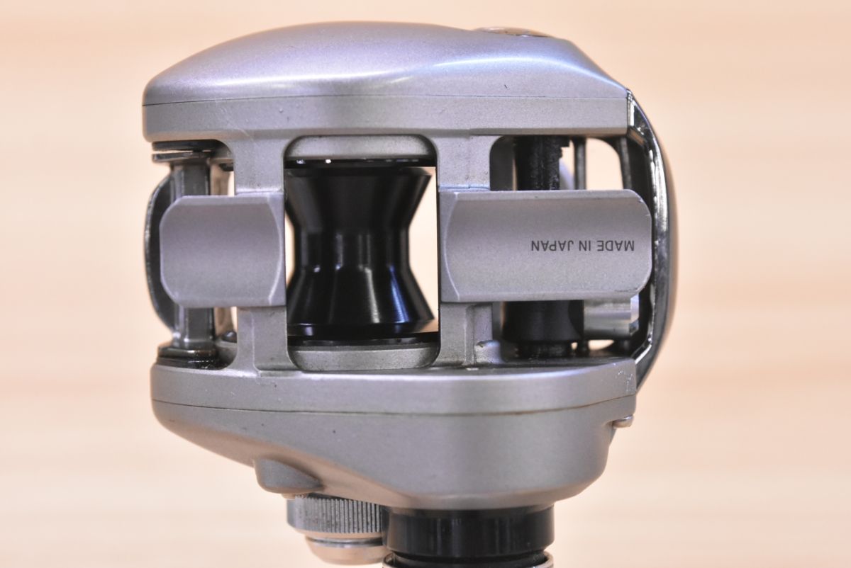 ダイワ チームダイワ Z USトレイル 100ML ベイトリール 左ハンドル