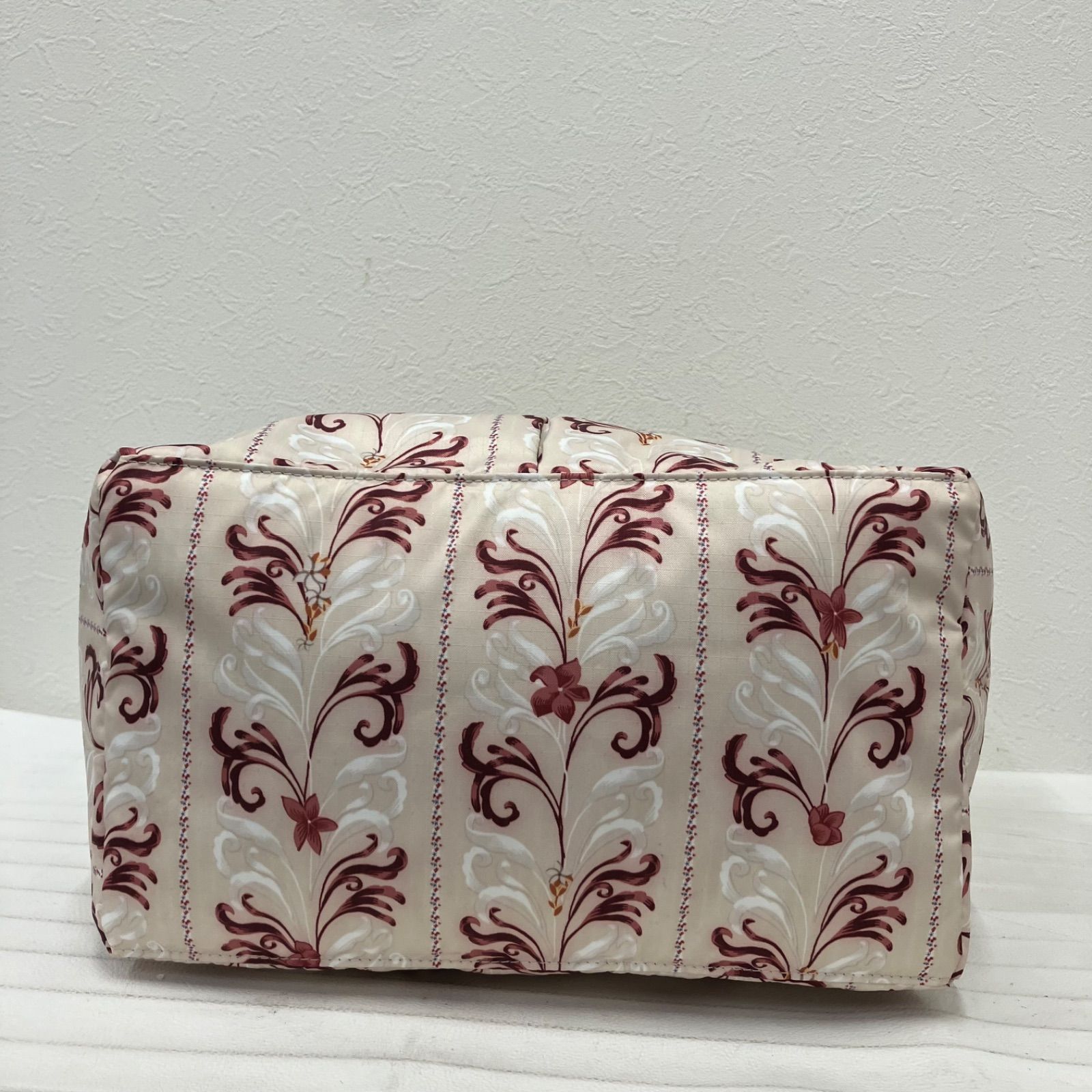 8540 LeSportsac レスポートサック 風間ゆみえ ハワイ限定 トート