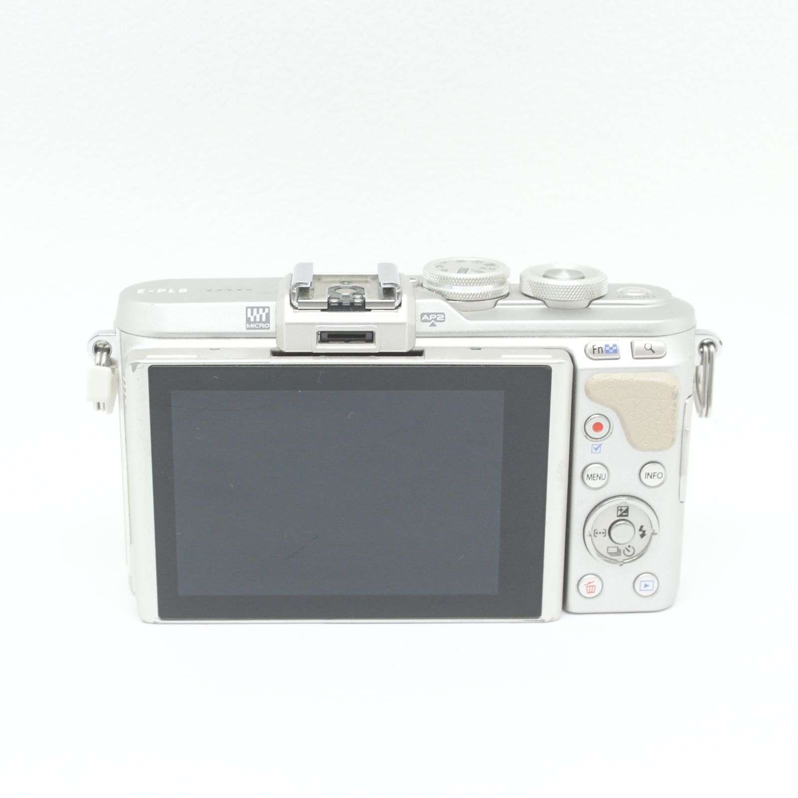 ジャンク品】OLYMPUS PEN E-PL8 ボディ - メルカリ