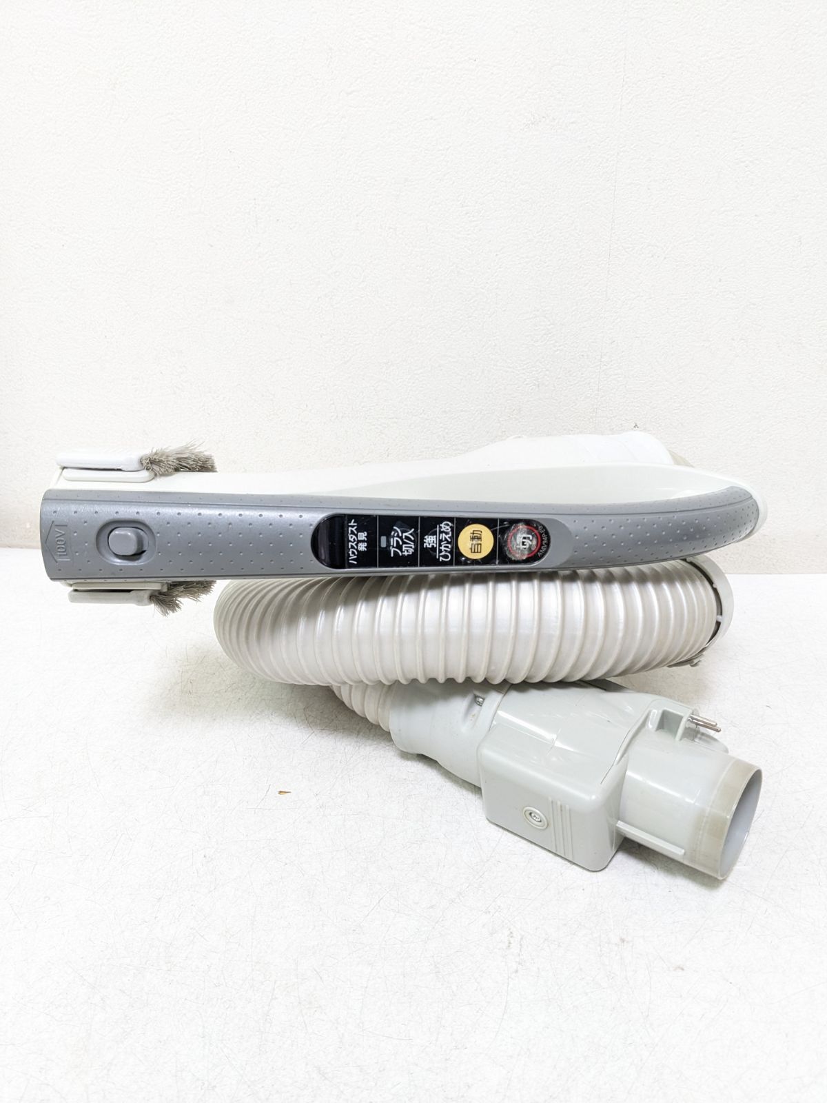 Panasonic MC-SS220G-S サイクロン式掃除機 2012年製 - メルカリ