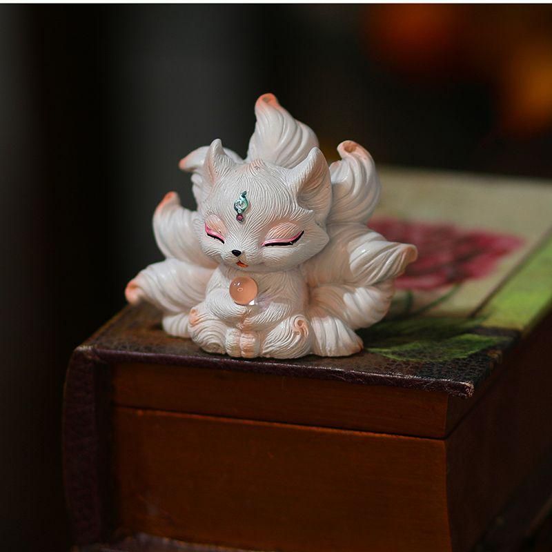 新品・未使用】 九尾狐 小狐 事務室 茶卓 茶道具 多肉鉢 造景 装飾品