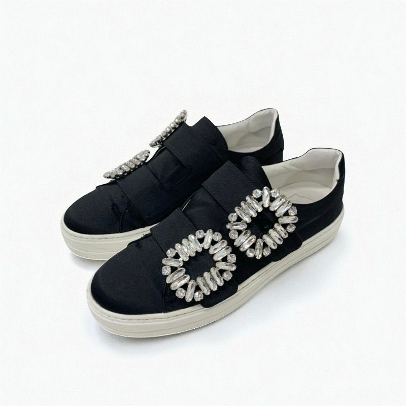 ロジェヴィヴィエ Roger Vivier スニーカー 靴 シューズ サテン