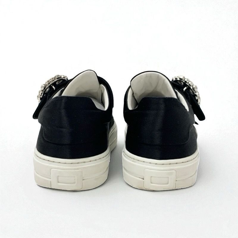 ロジェヴィヴィエ Roger Vivier スニーカー 靴 シューズ サテン