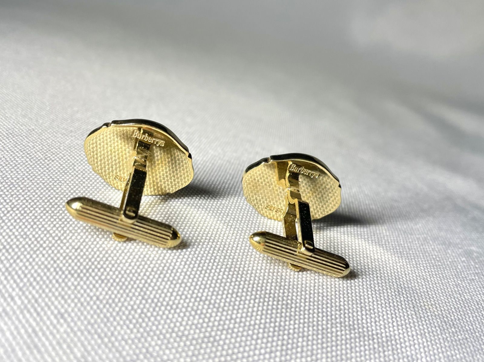 正規品 バーバリー Burberry カフリンクス カフス 騎士 ホース 美品 正規品 バーバリー Burberry カフリンクス カフス 騎士 ホース 美品