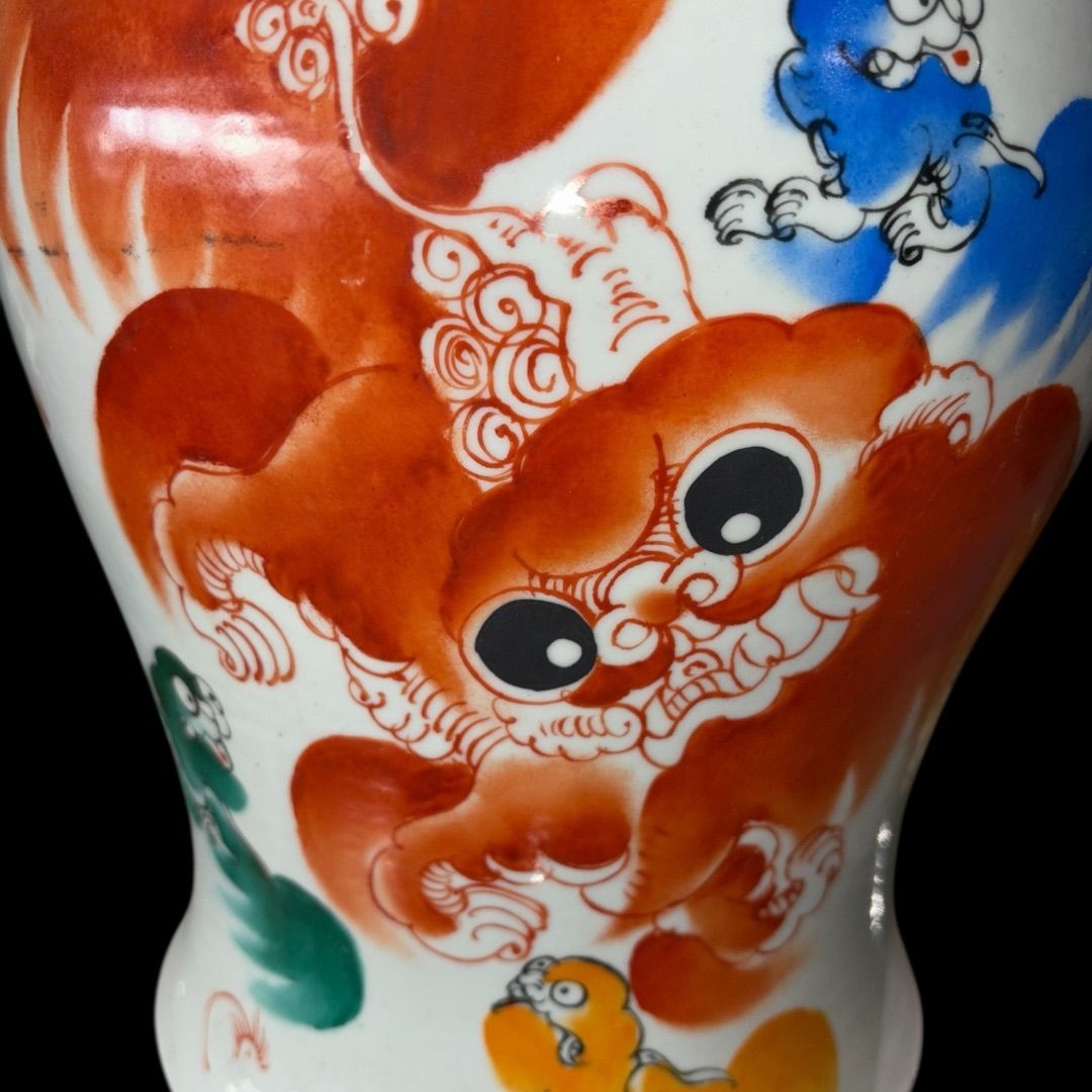 某有名資産家購入品 中国美術 獅子模様 民国 壺 中国雑貨 赤絵 蓋つき