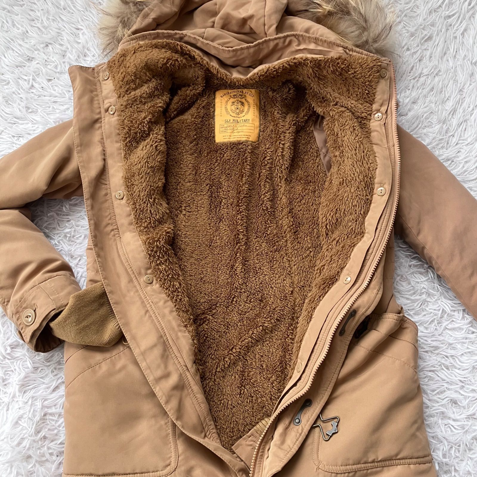 SLY アウター　ベージュ　未使用 SLY - 即完売品♡SLY WASHED PUFFER ブルゾン♡ベージュ♡スライ新品の