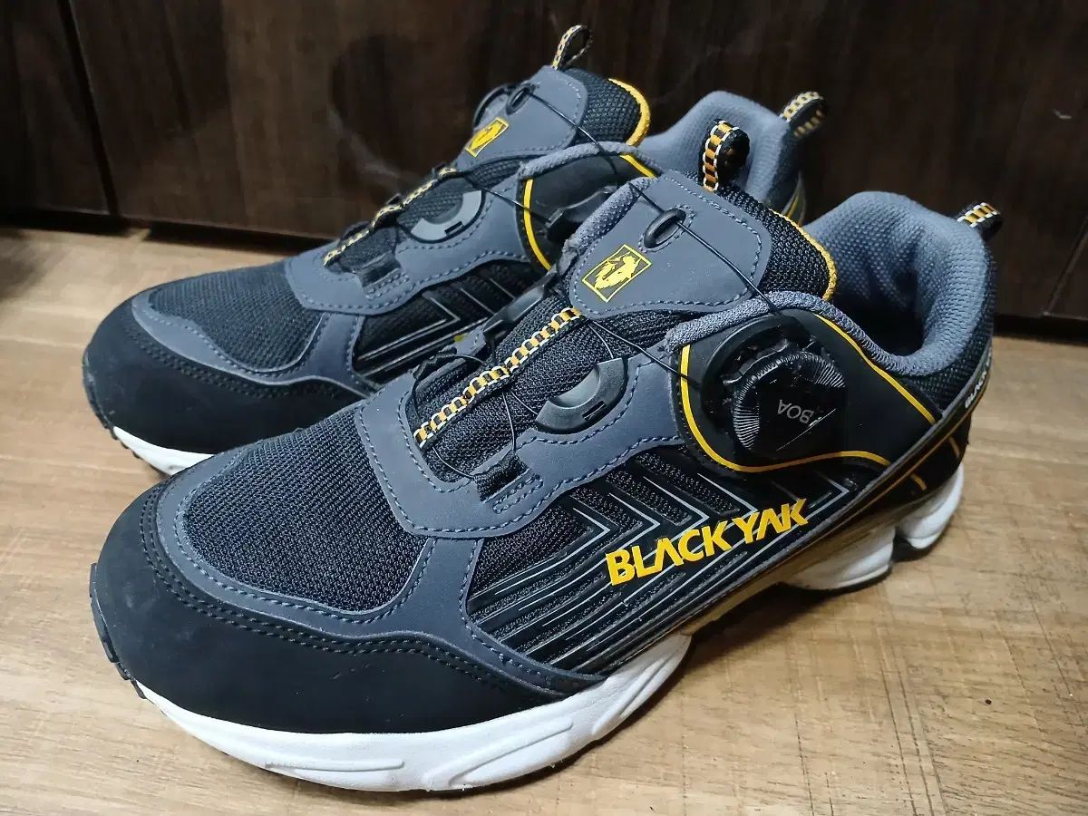 BLACK YAK BOA 登山靴 ブラック イェロー 265 mm