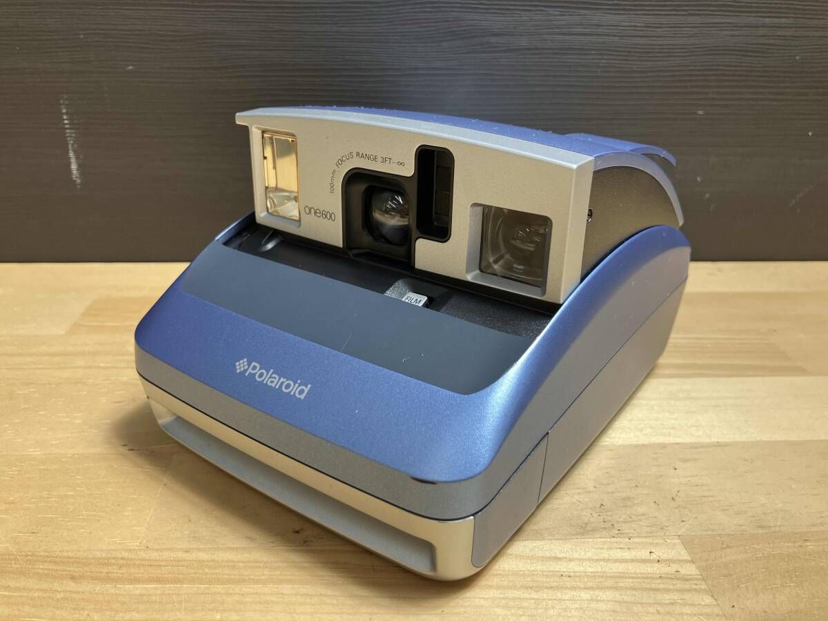 ジャンク Polaroid ポラロイドカメラ one600 - メルカリ