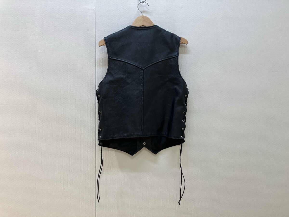 HORN WORKS　コンチョボタン　カウレザー　サイド編み込みベスト　ジレ HORN WORKS コンチョボタン カウレザー サイド編み込みベスト ジレ