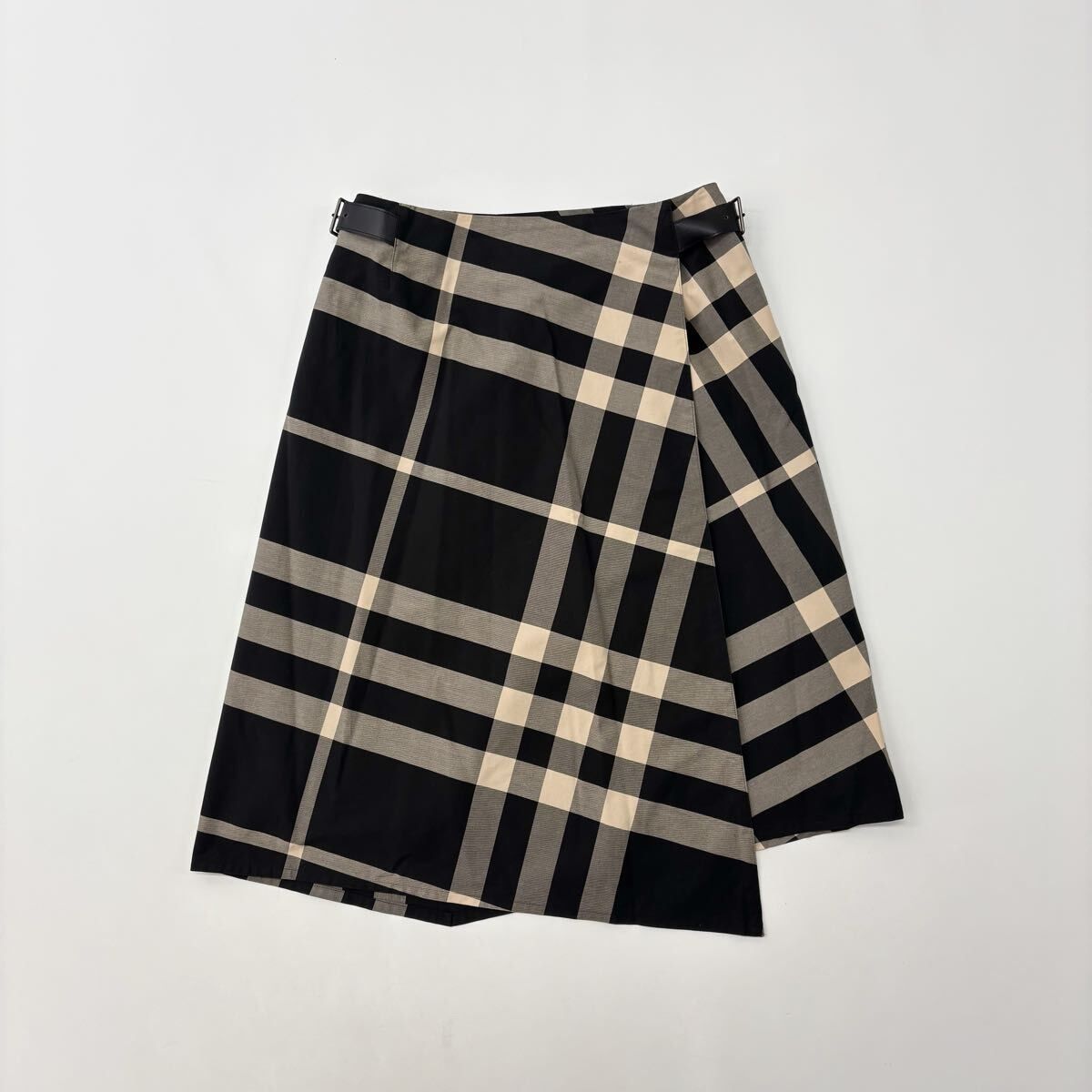 大きいサイズ 良品 BURBERRY LONDON バーバリー ロンドン 巻き ラップ