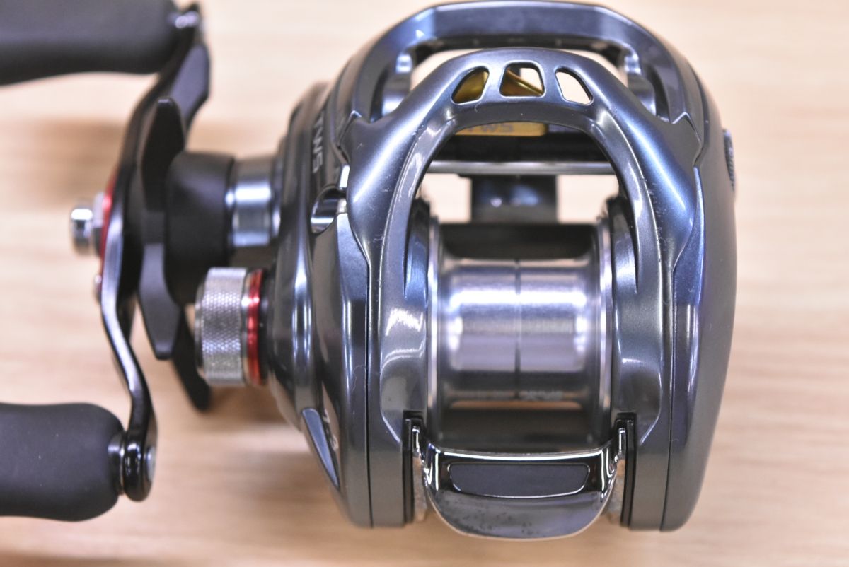 ダイワ 美品ダイワ タトゥーラSV TW 7.3L 左巻き タトゥーラ SV TW 7.3