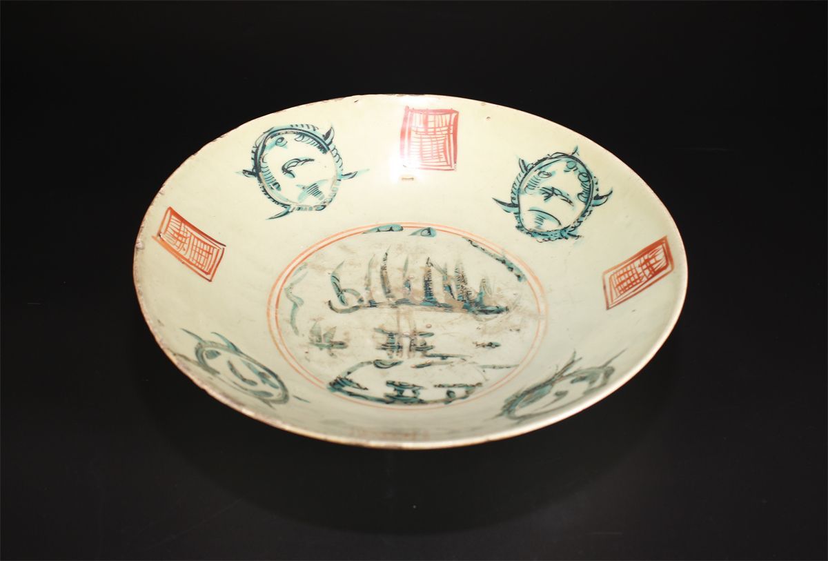 唐物 明代紅緑彩 呉須赤絵 大皿 幅36㎝ 箱付 時代の虫食いありCG847