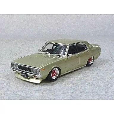 ミニカー 1 43 GC 110 スカイライン ヨンメリ 2000 GT カスタムスタイル No 147 シャンパンゴールド