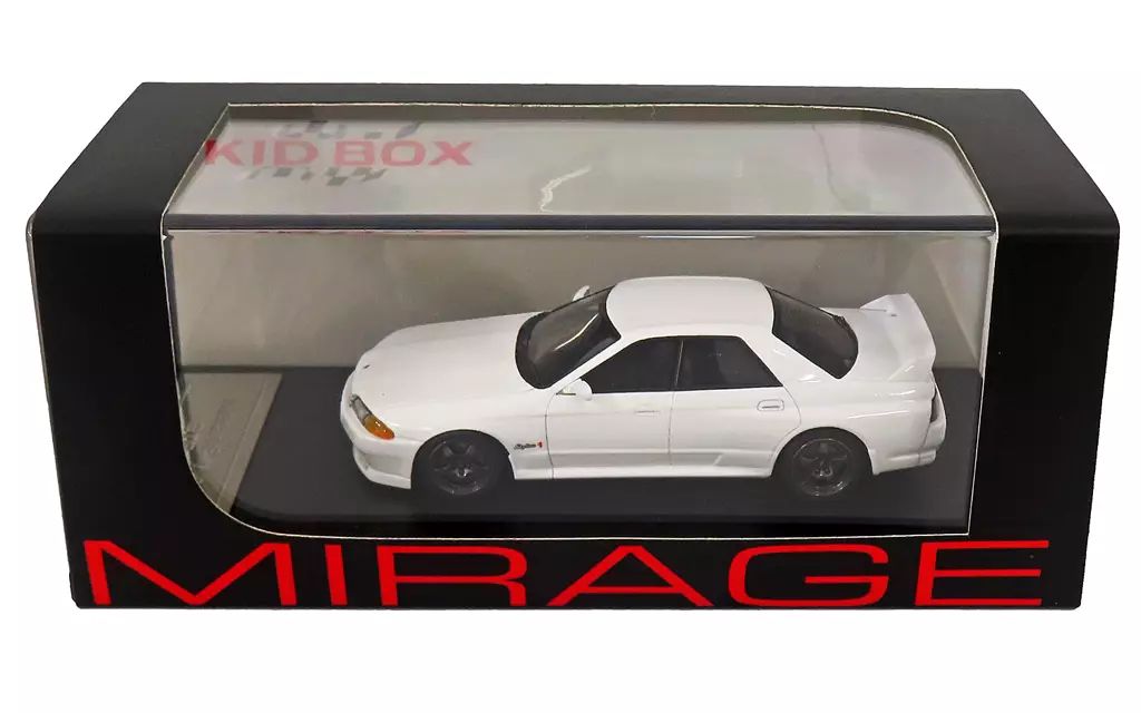 ミニカー 1 43 MIRAGE スカイライン GTB 4 ホワイト 8472