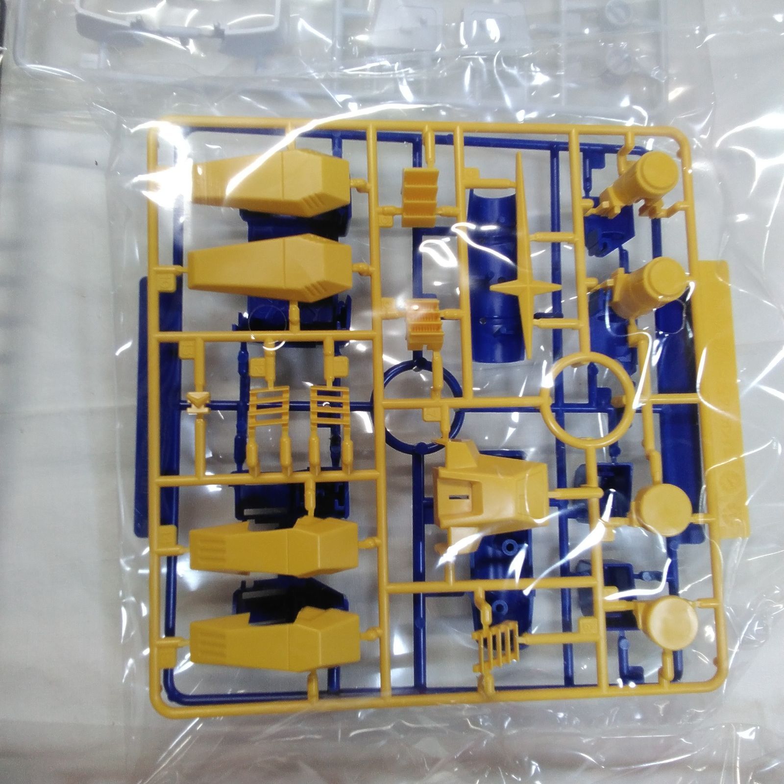 箱ダメージ大！ 未組立 1/100 MG パーフェクトガンダム マスター
