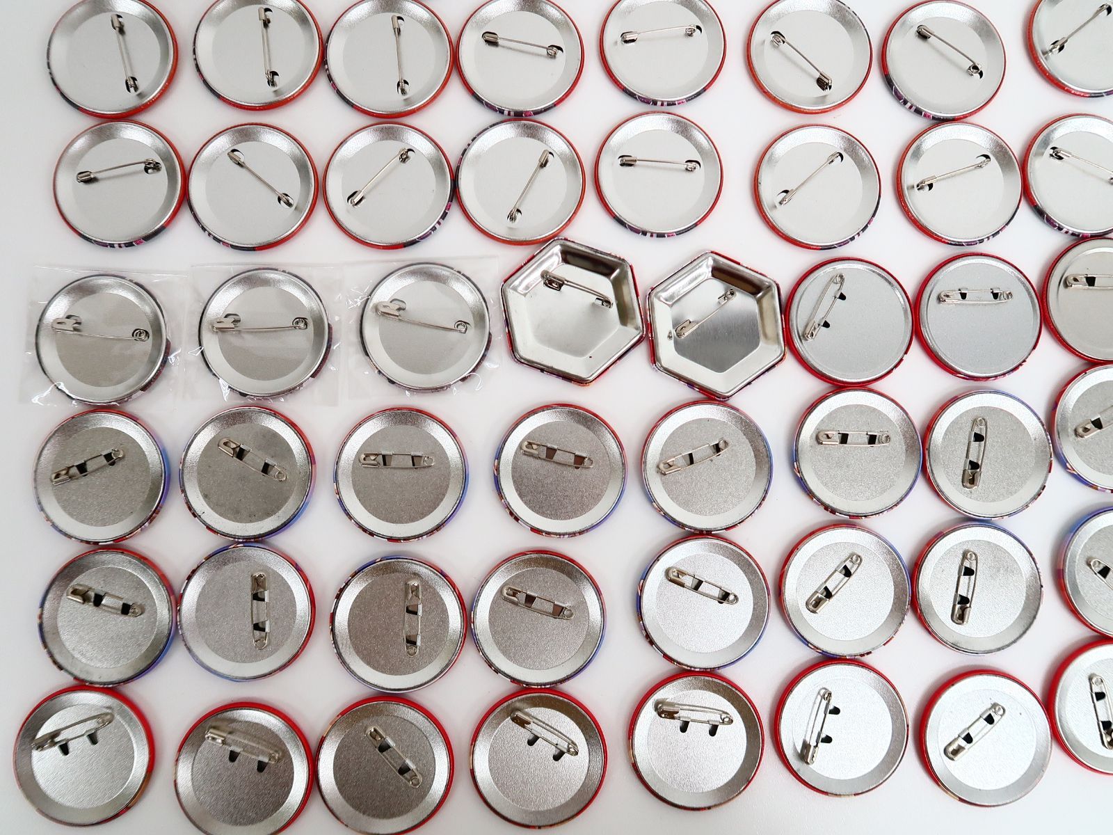 ななしいんく 茜音カンナ