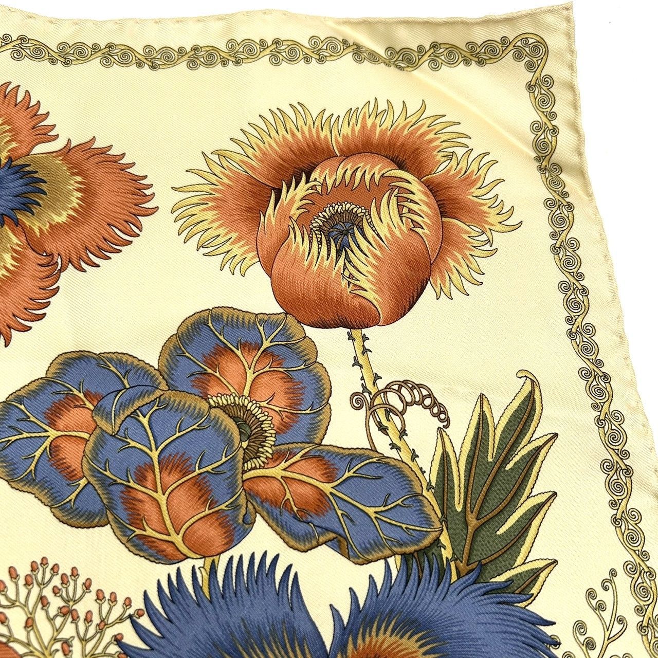 Salvatore Ferragamo フェラガモ ハンカチ 花柄 フローラル ベージュ系