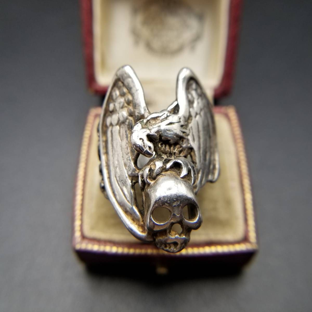 ゴシック ドクロ 鷲 立体彫刻 バイカー 925 シルバー ヴィンテージ