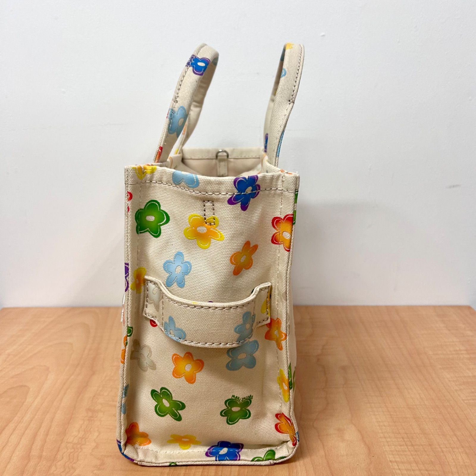 美品】Marc Jacobs マークジェイコブス The Wild Daisy キャンバス 